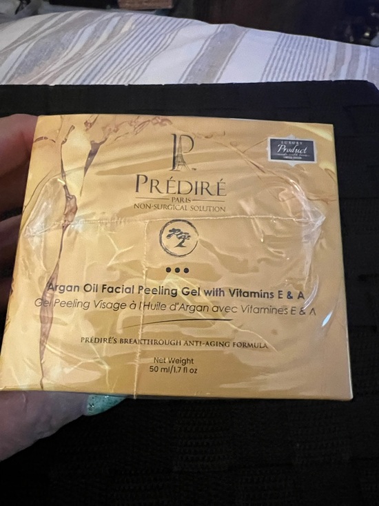 Predire Other - Argan Oil Facial Peeling Gel with Vitamins E & A - Gold